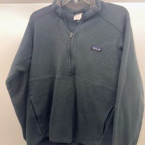 Patagonia Men's Dark Gray Zip-Up Sweater